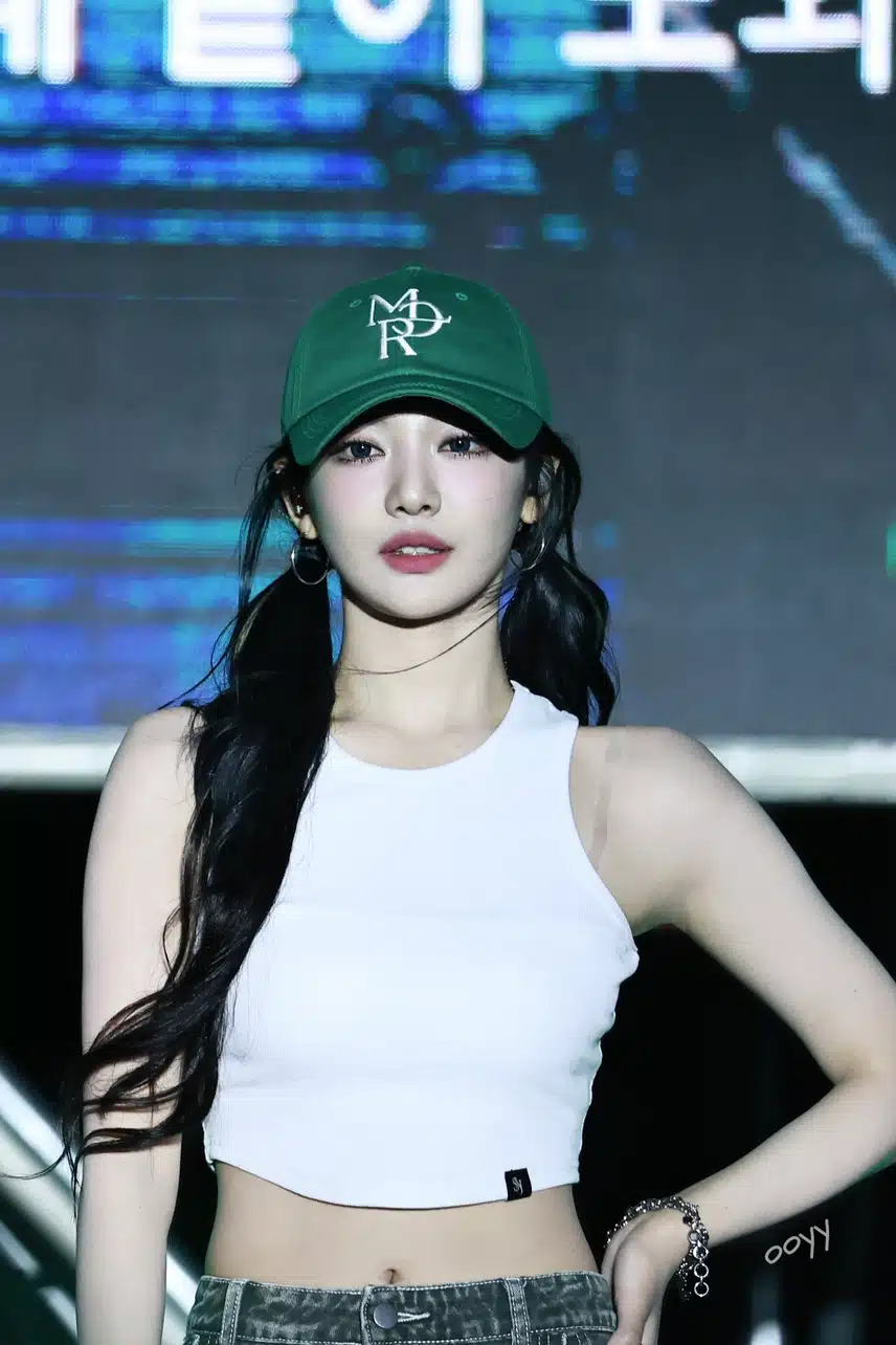캡모자만 쓰면 퀸카 되는 닝닝