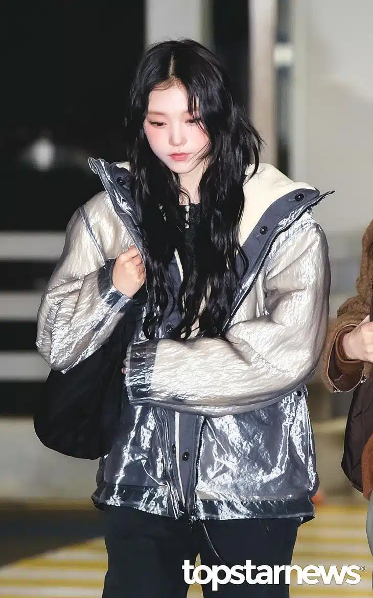 해린 출국할때마다 ㄹㅈㄷ기사사진 남김