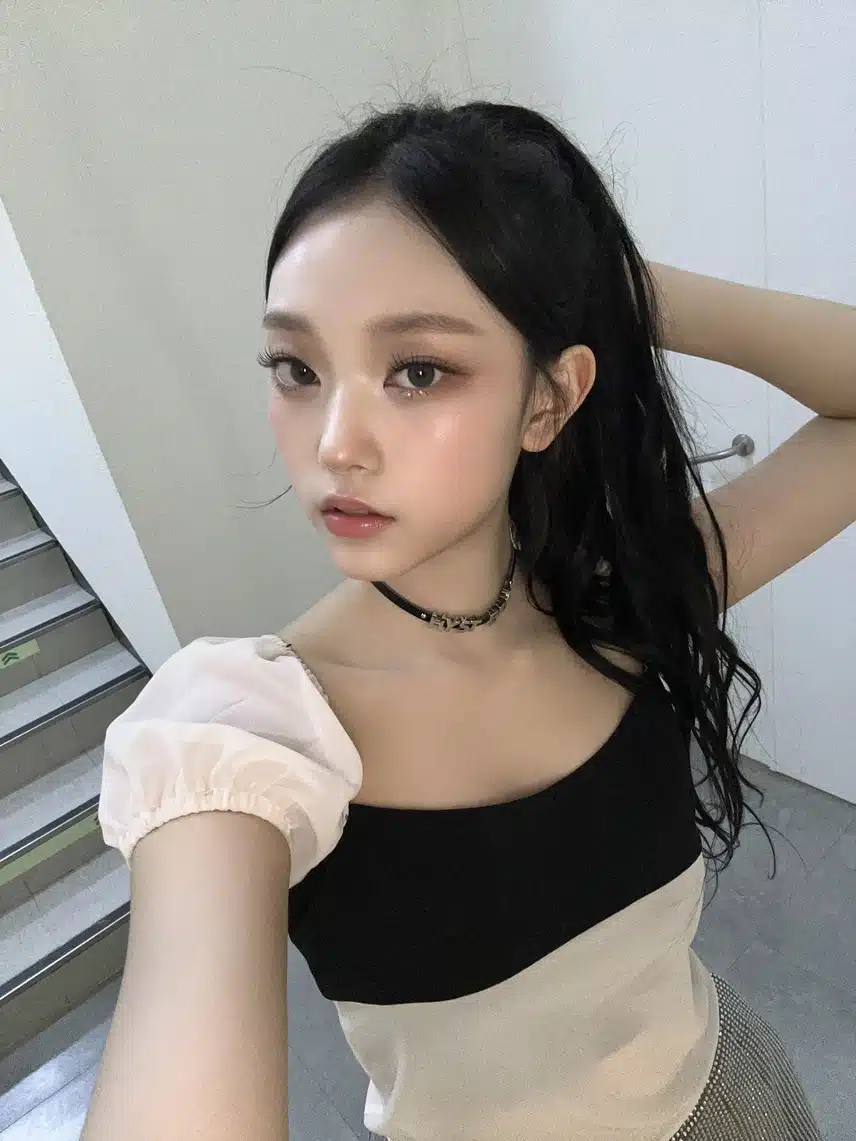 백미터밖에서 봐도 🐈‍⬛ 해린