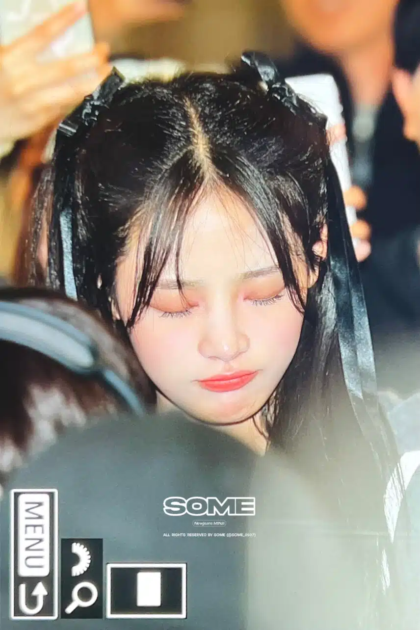 민지 리본이 진심 귀엽게 잘 어울리네요