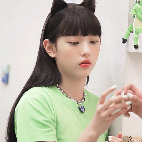 해피캣 그 자체인 뉴진스 해린🐱🐈🐈‍⬛