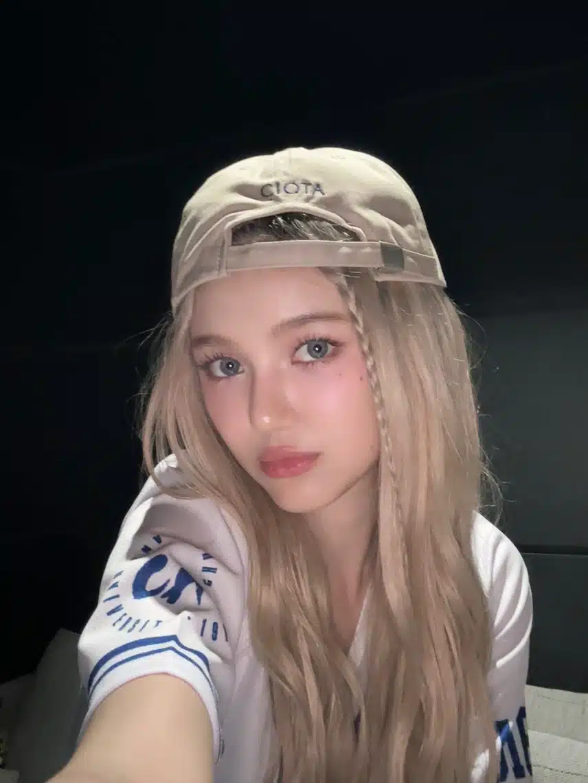 중앙대 바비걸 다니엘 셀카