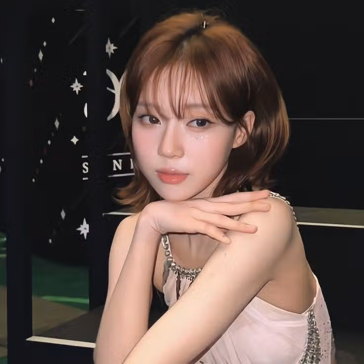 여돌 원탑 단발좌 윈터 미모