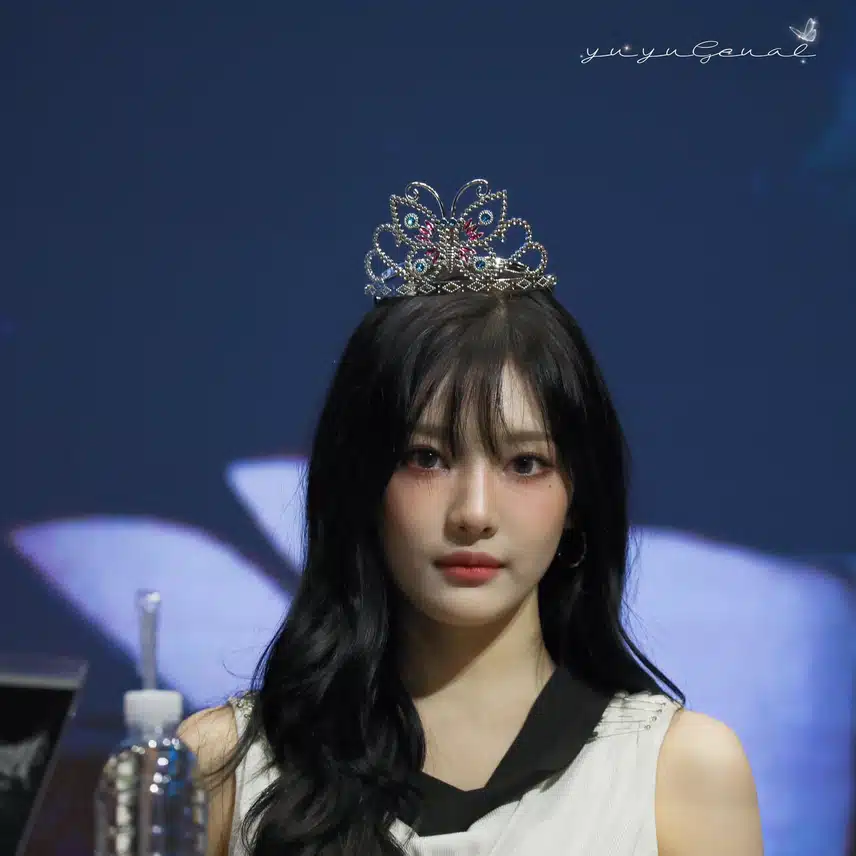 왕관 쓴 닝닝공주👑
