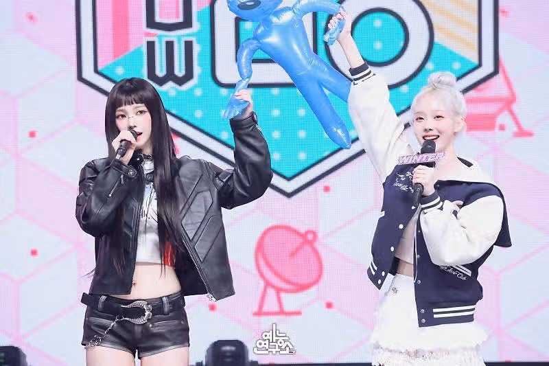 카리나 음중1위 비하인드 포토📸