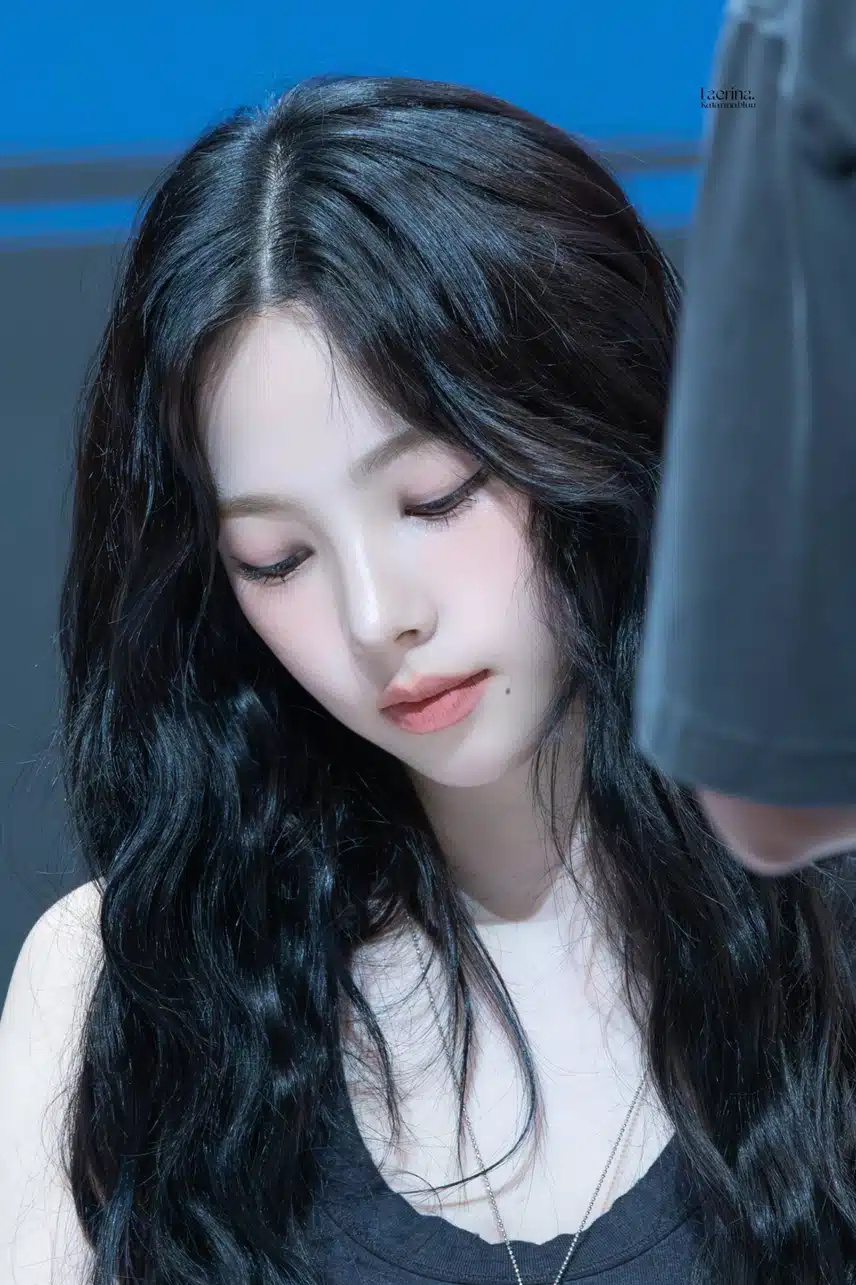 어제 청순 카리나 미모 역대급 찍었다!