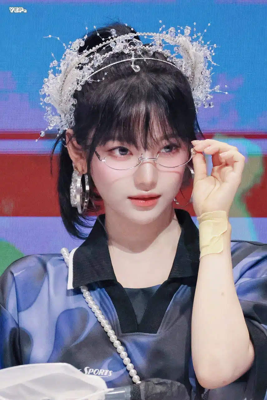 어제 팬싸에서 외모 달란트 미쳤다는 닝닝