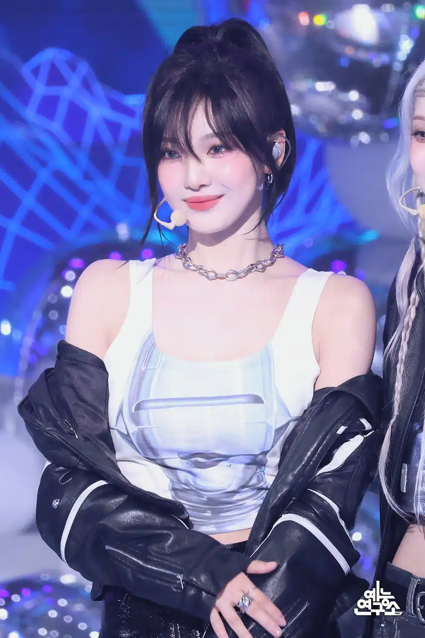 아름다운 미소의 닝닝