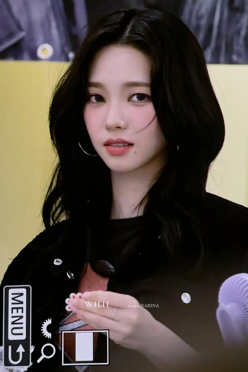 귀여운 팬싸 카리나 표정ㅋㅋ