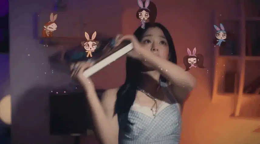 민지와 무라카미 콜라보 캐릭터!