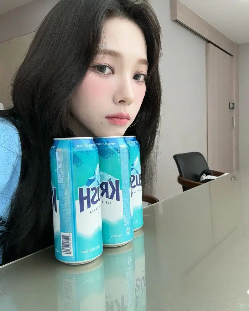 시구 인스타 올려 준 카리나!