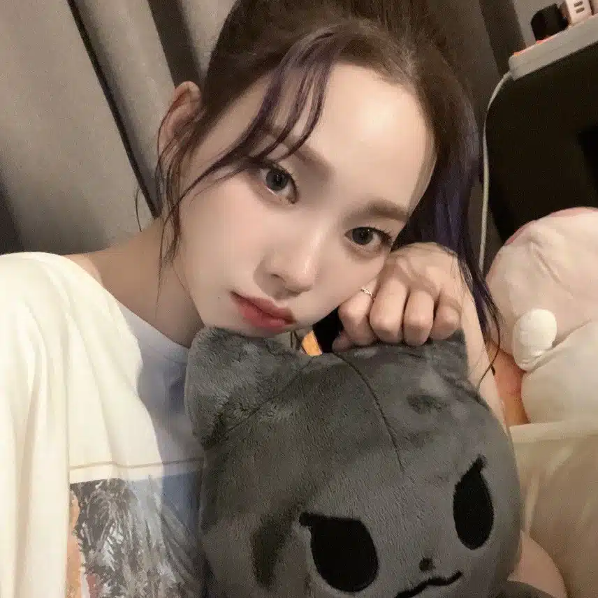 인형든 카리나  하나같이 다 귀엽따..