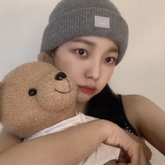 인형든 카리나  하나같이 다 귀엽따..