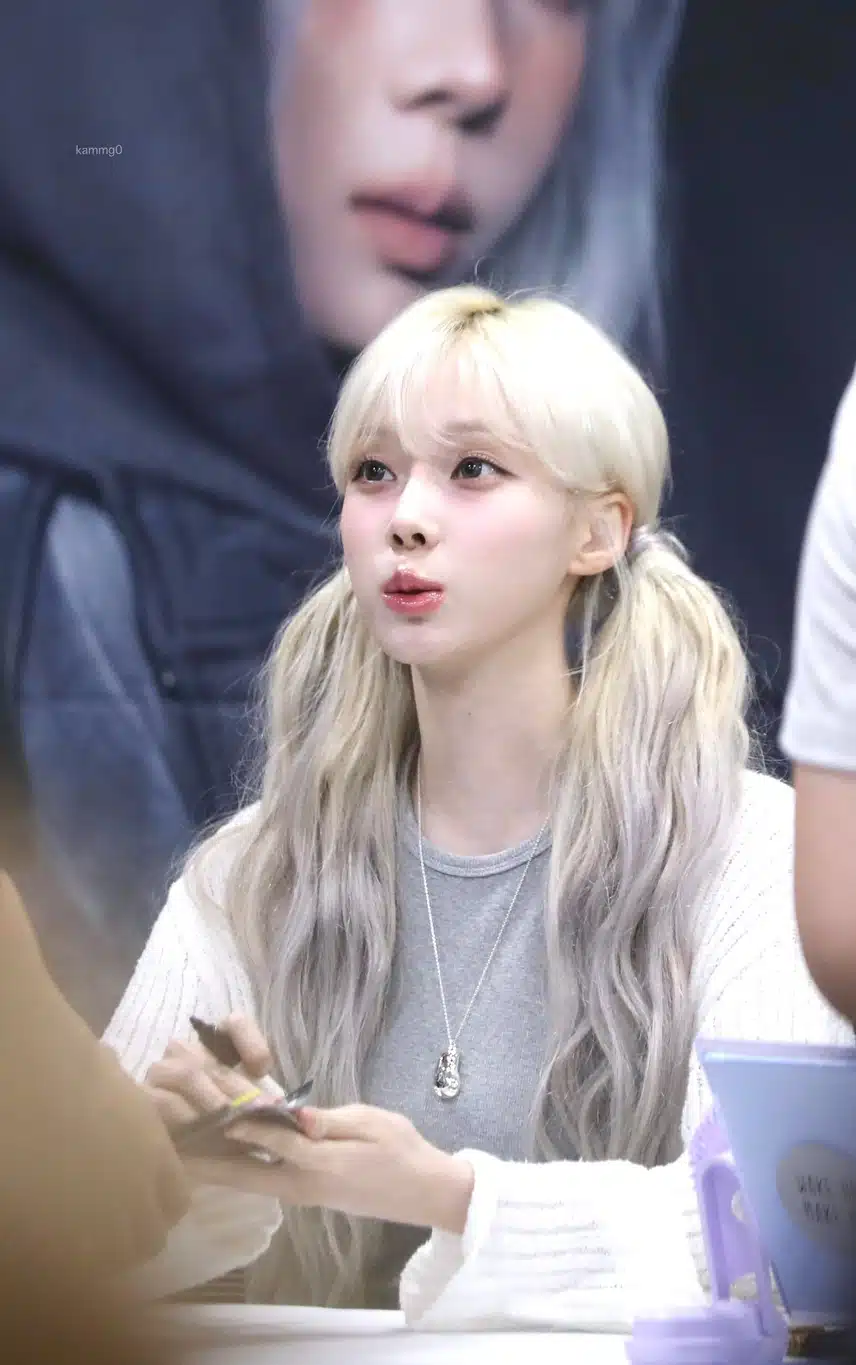너무귀여운 부산팬싸 윈터 양갈래💛