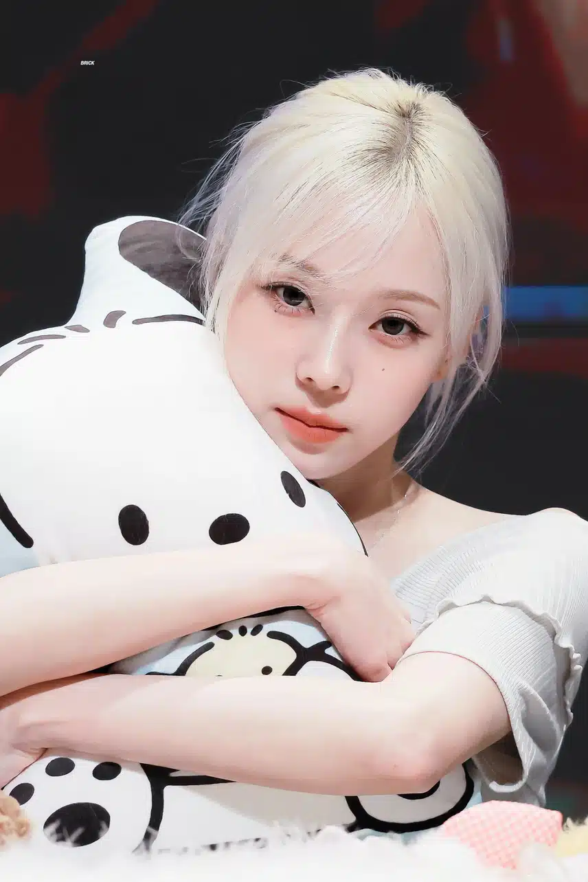 포챠코 껴 안은 귀여운 윈터!