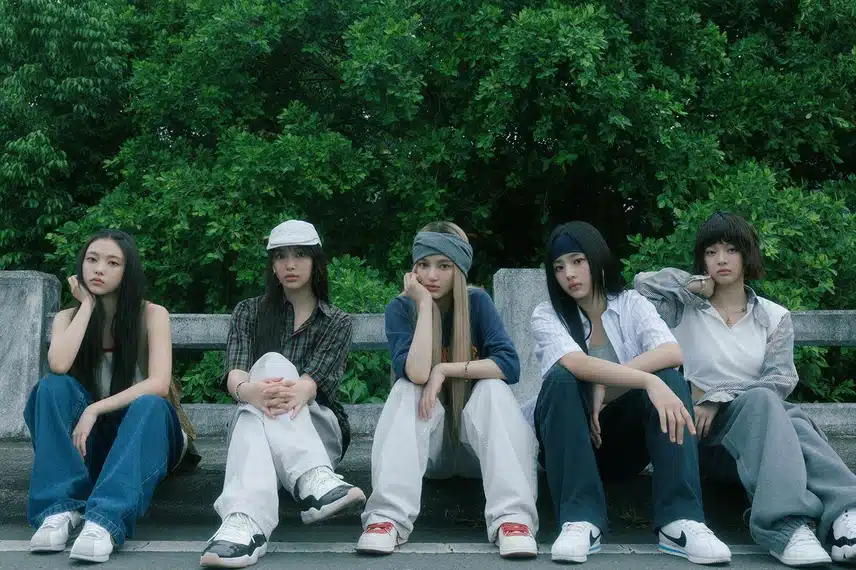 이번 How Sweet 의상 너무 좋네요!