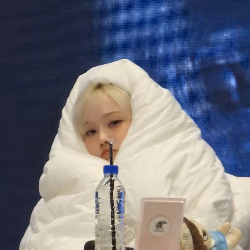 이 날 이불윈터 진짜 초귀여움🤍🤍