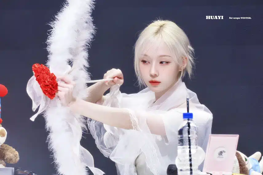 하트 화살쏘는 큐피트 윈터💫