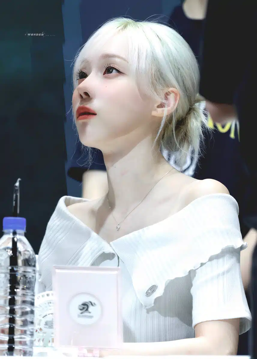 이렇게 올려다보면 다OK할것같음ㅜㅜ