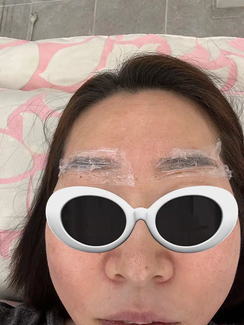 제 눈썹 어떤가요?