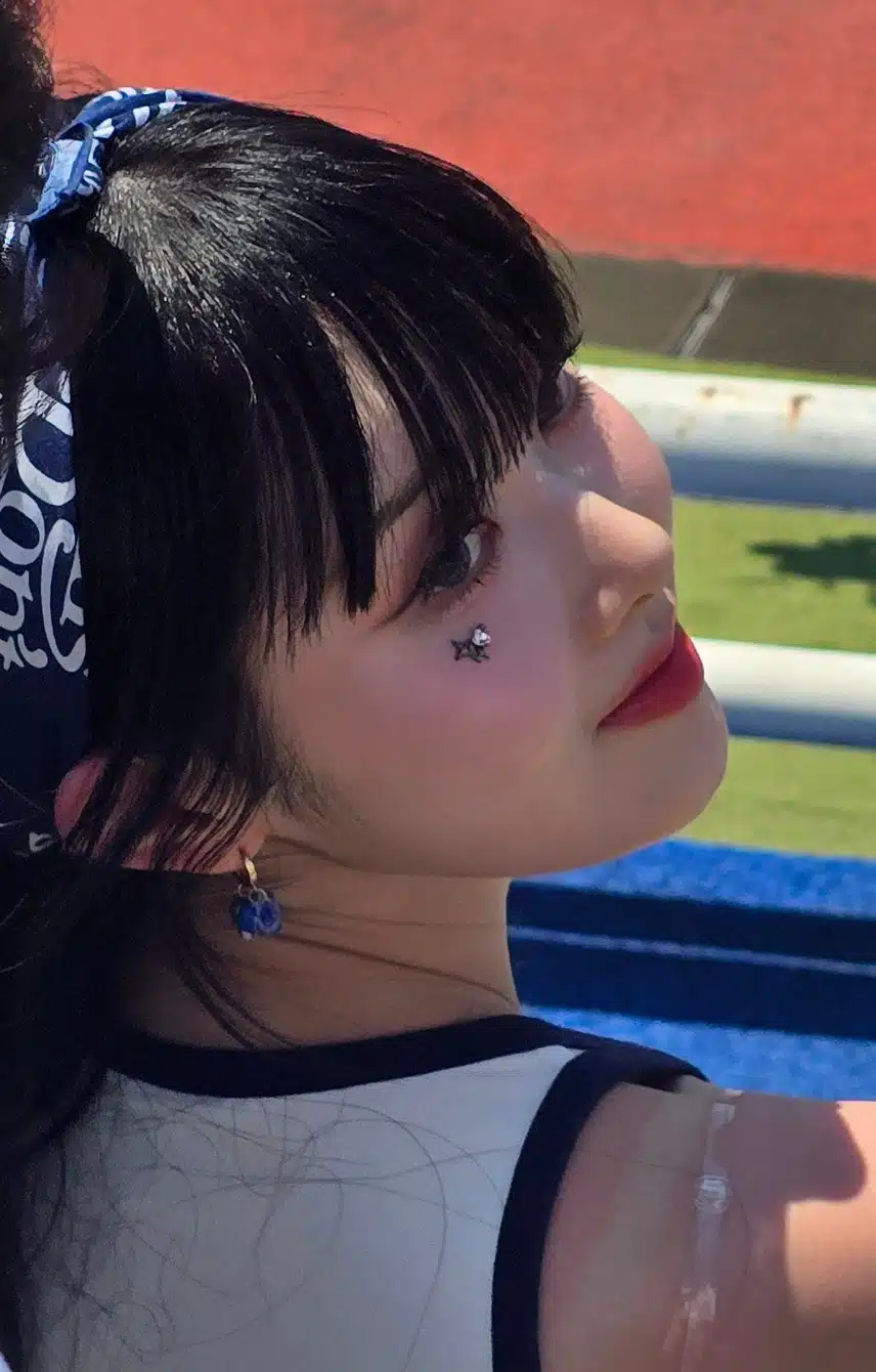 팬들 바라봐주는 시은이🥹💗