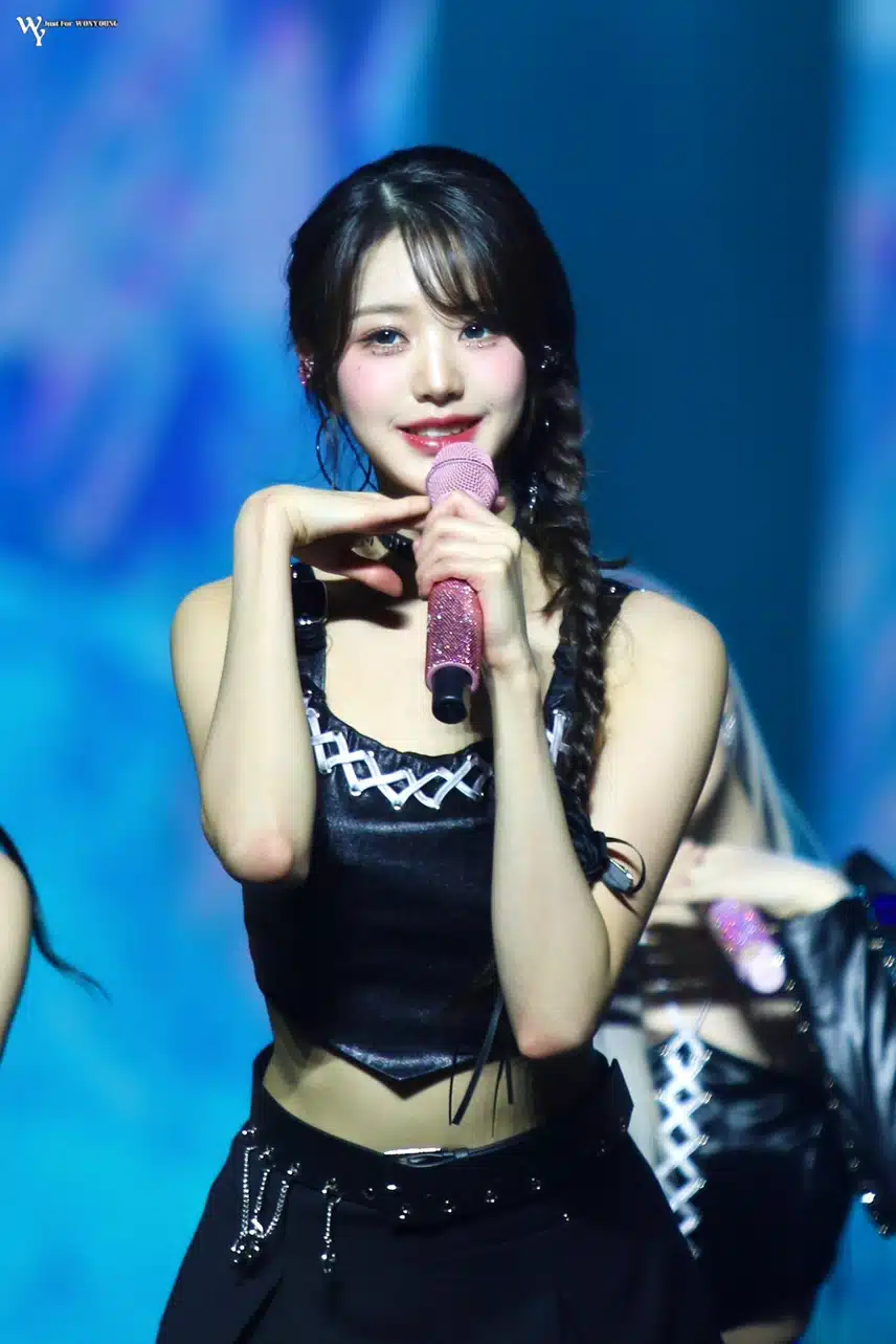 오랜만에보는 럽다이브 무대하는 원영이 