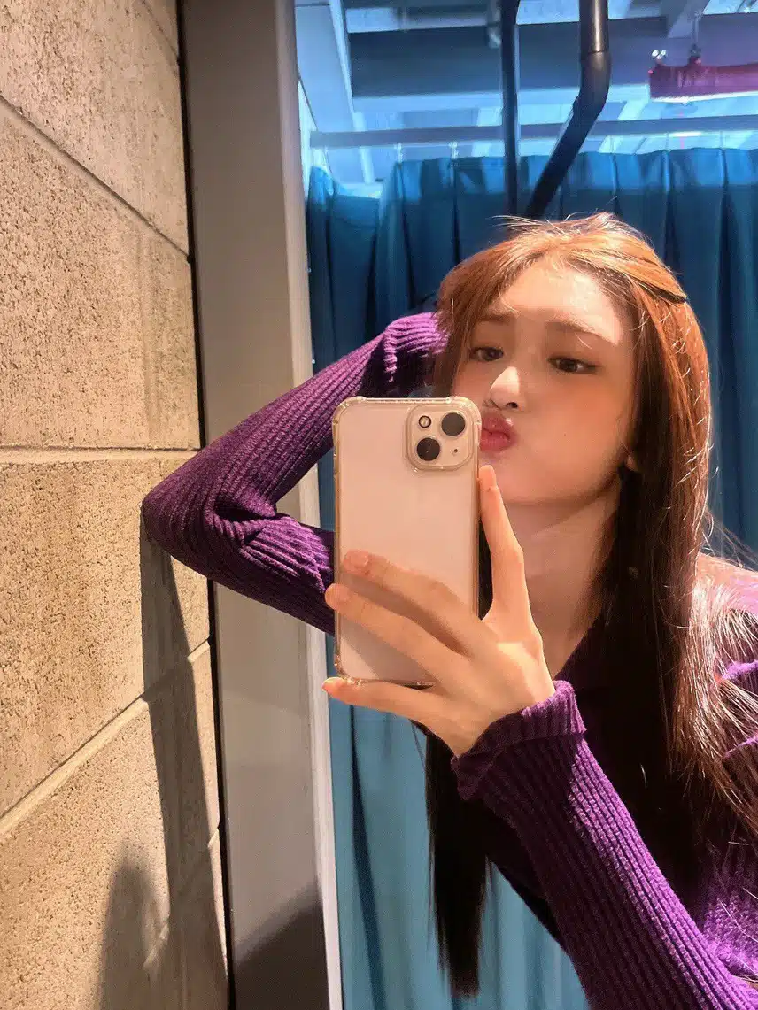 이서도 거울셀카 장인이야🪞💗