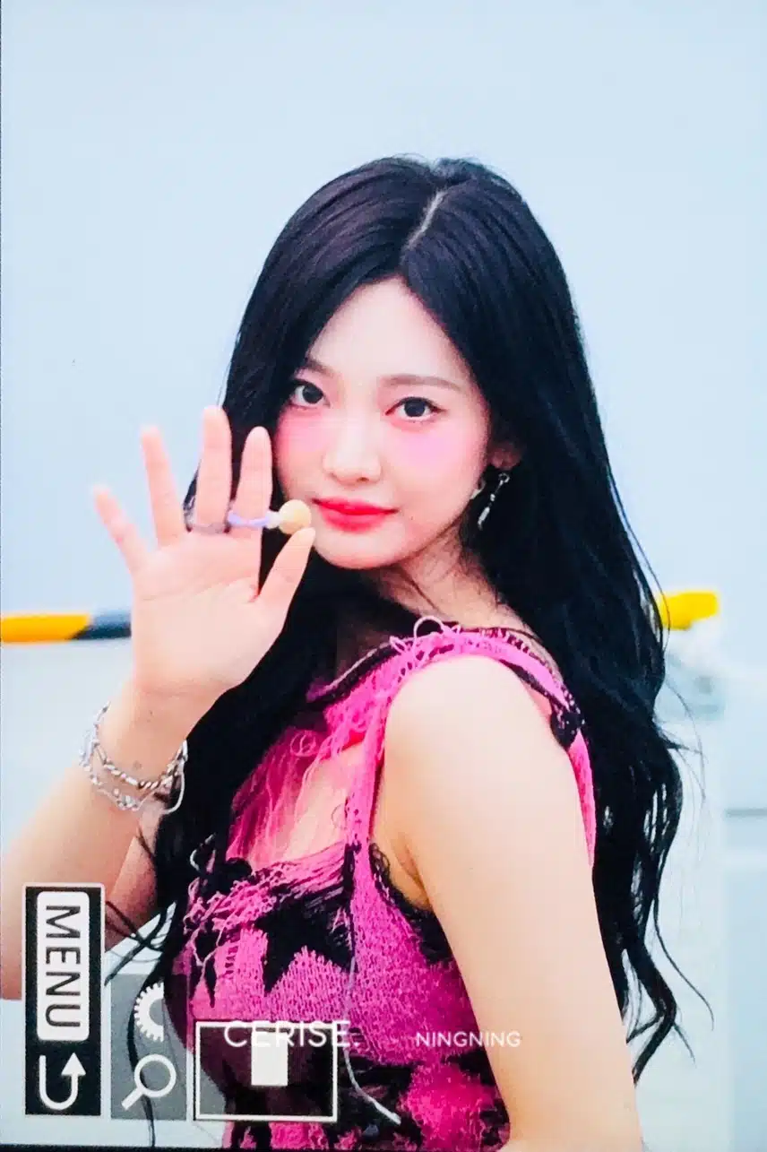 핑크 닝닝 진짜 예쁘다🩷🩷