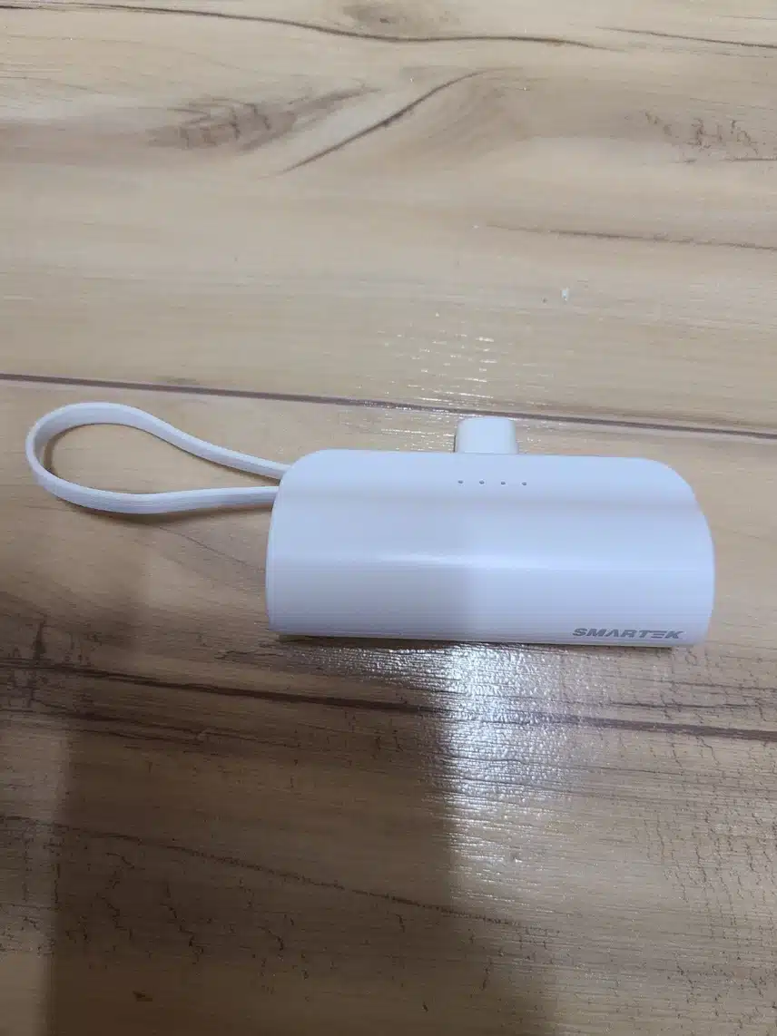 캐시딜에서 구매한 보조배터리 좋네요