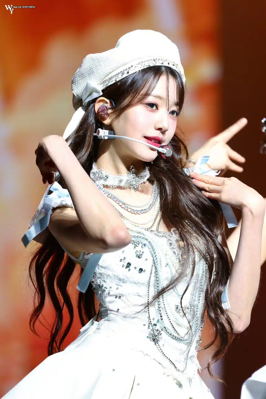 화이트베레모가 천사같은 원영이🤍