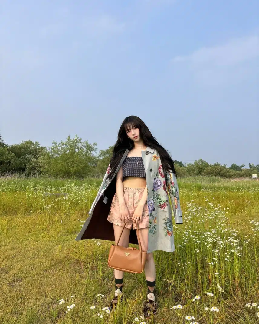 카리나와 꽃의 조합의 최고네요~