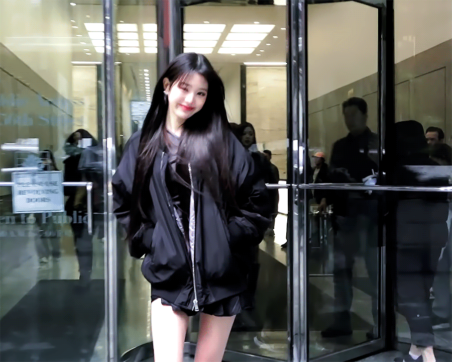 나도 모르게 미소짓는 