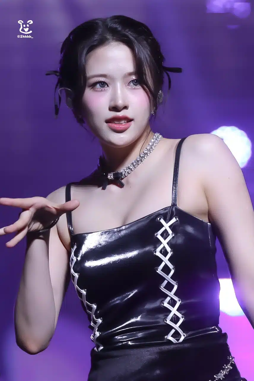런던 안유진 개고트