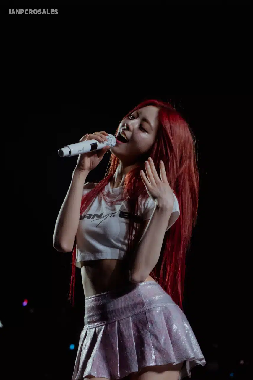 아래에서 봐도 너무예쁜 유나❤️