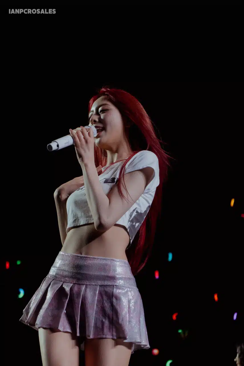 아래에서 봐도 너무예쁜 유나❤️