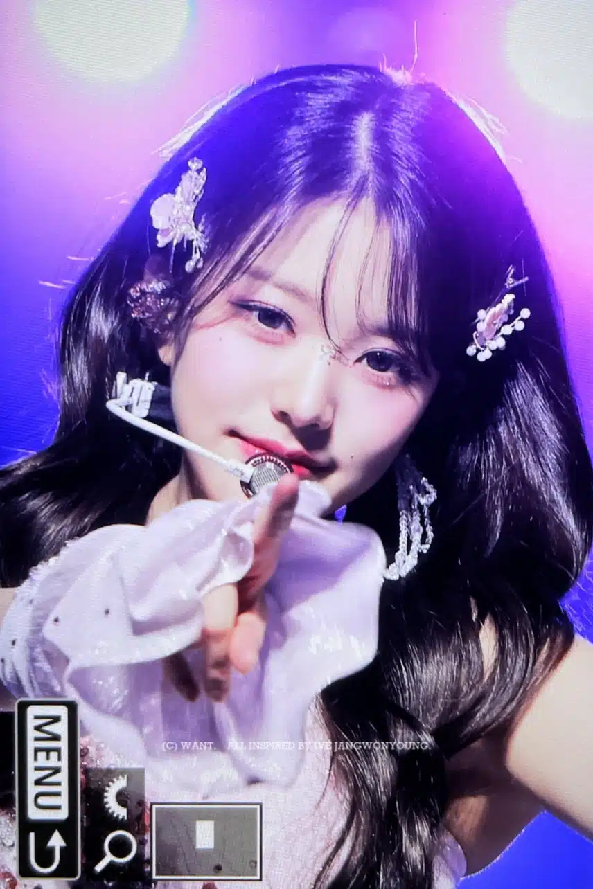 장원영 이 사진 진심 이쁘네요...