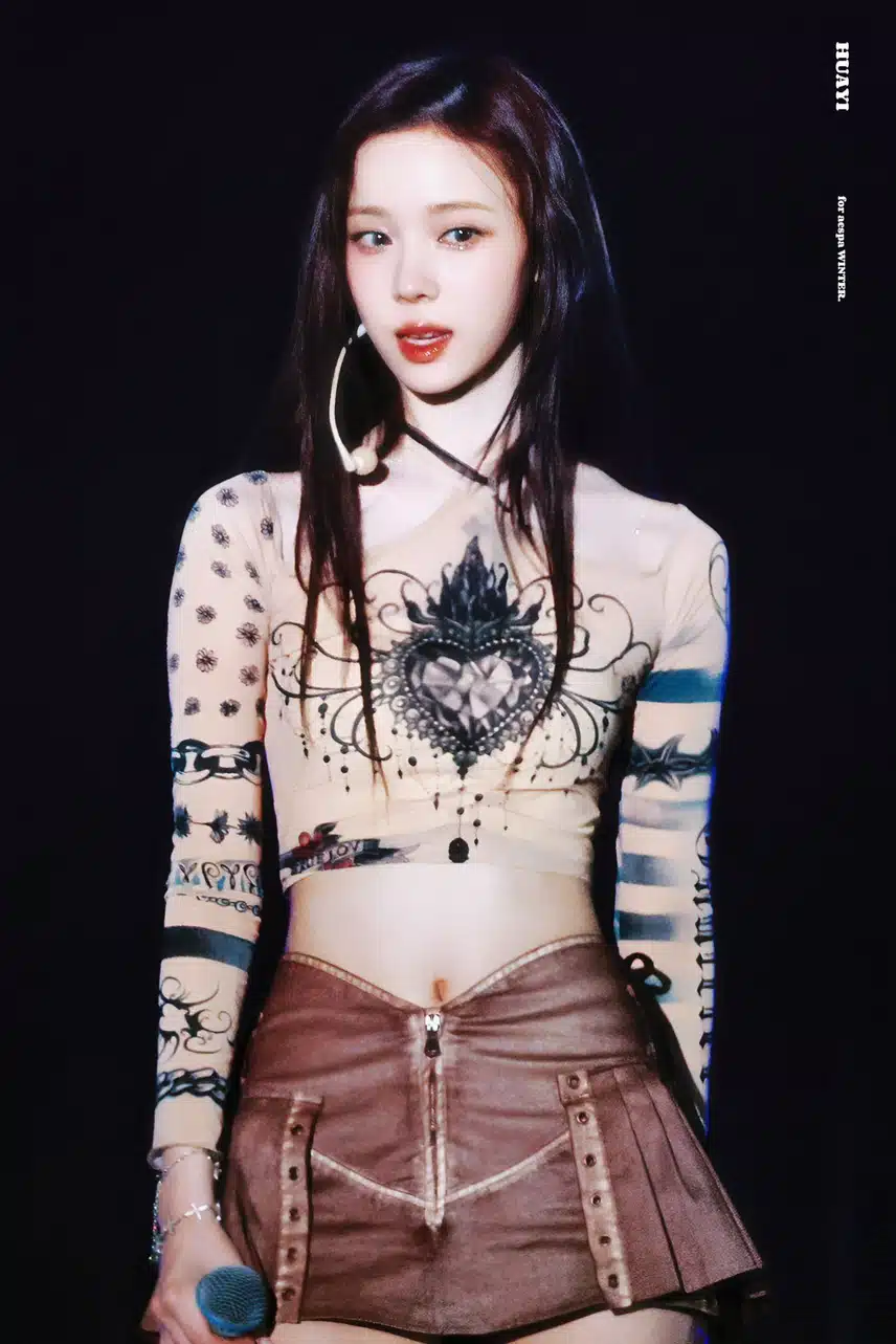 이런 의상도 소화해내는 윈터 대단해⭐️