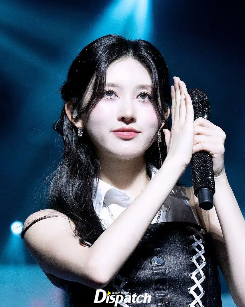 가을 런던 데뷔 디아이콘