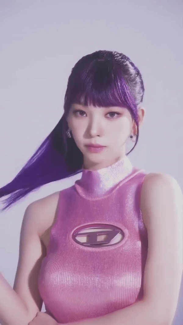 카리나 흑발vs금발vs보라vs핑크vs블루블랙?