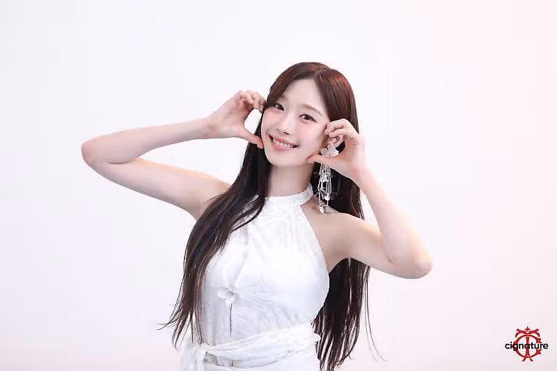 화려한 귀걸이도 묻히게 하는 문채솔
