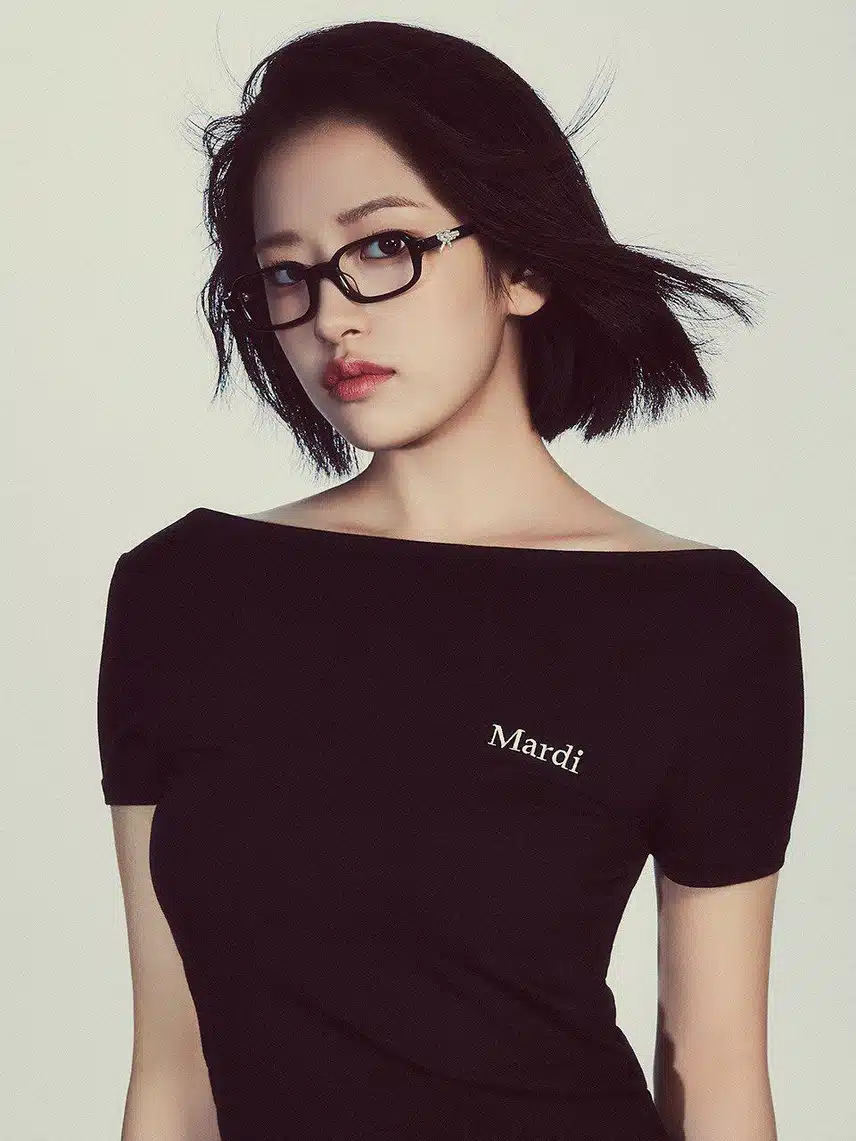 안유진 마르디 메크르디 화보