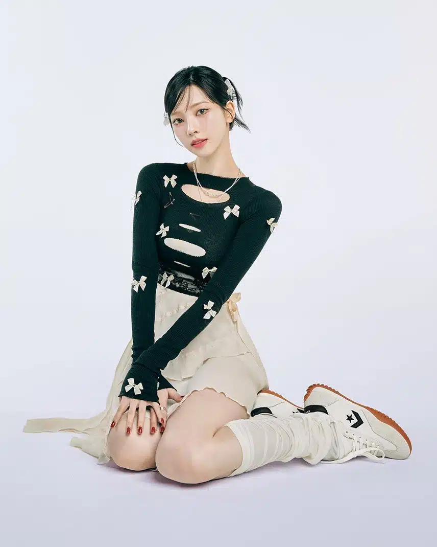 컨버스 공계에 올라온 카리나 