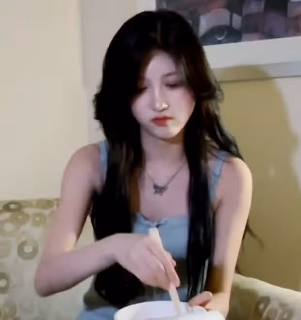 가을 입술삐죽 너무 귀여움ㅎㅎㅎ