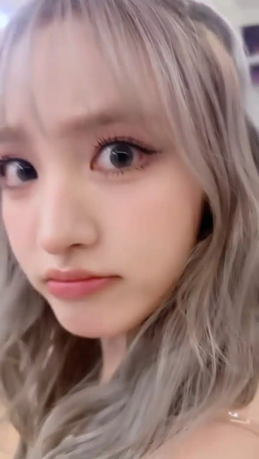 리즈 눈이 엄청커요👀