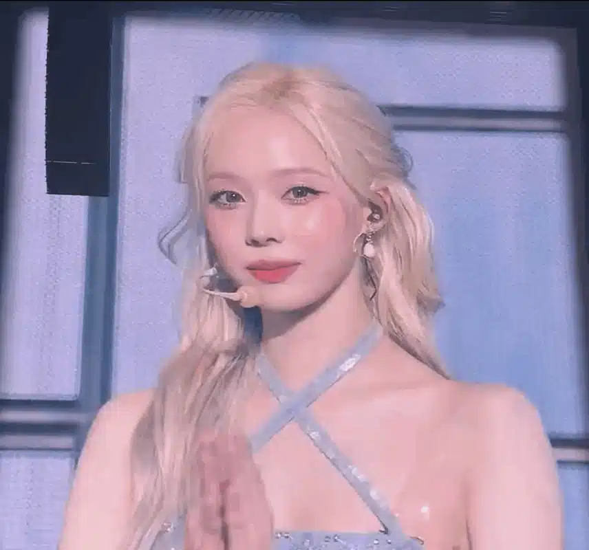 실시간 윈터의 신비로운 미모