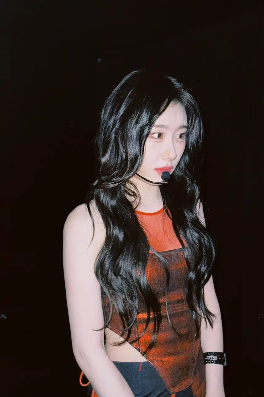 빛나는 채령이 무대