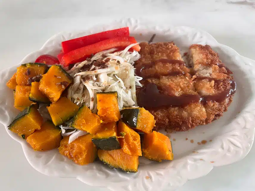 저녁 🍽️통돈까스샐러드 🎃 🫑