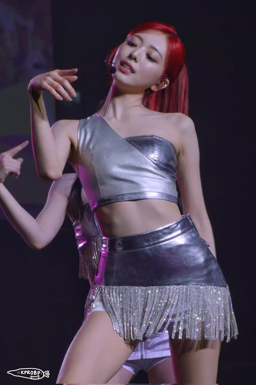 포니테일 진심 잘어울리는 미녀