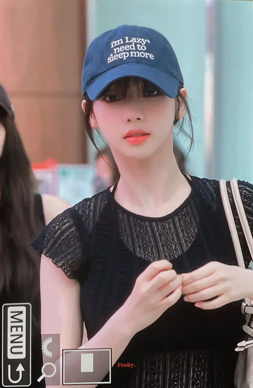 모자써도 예쁜 카리나