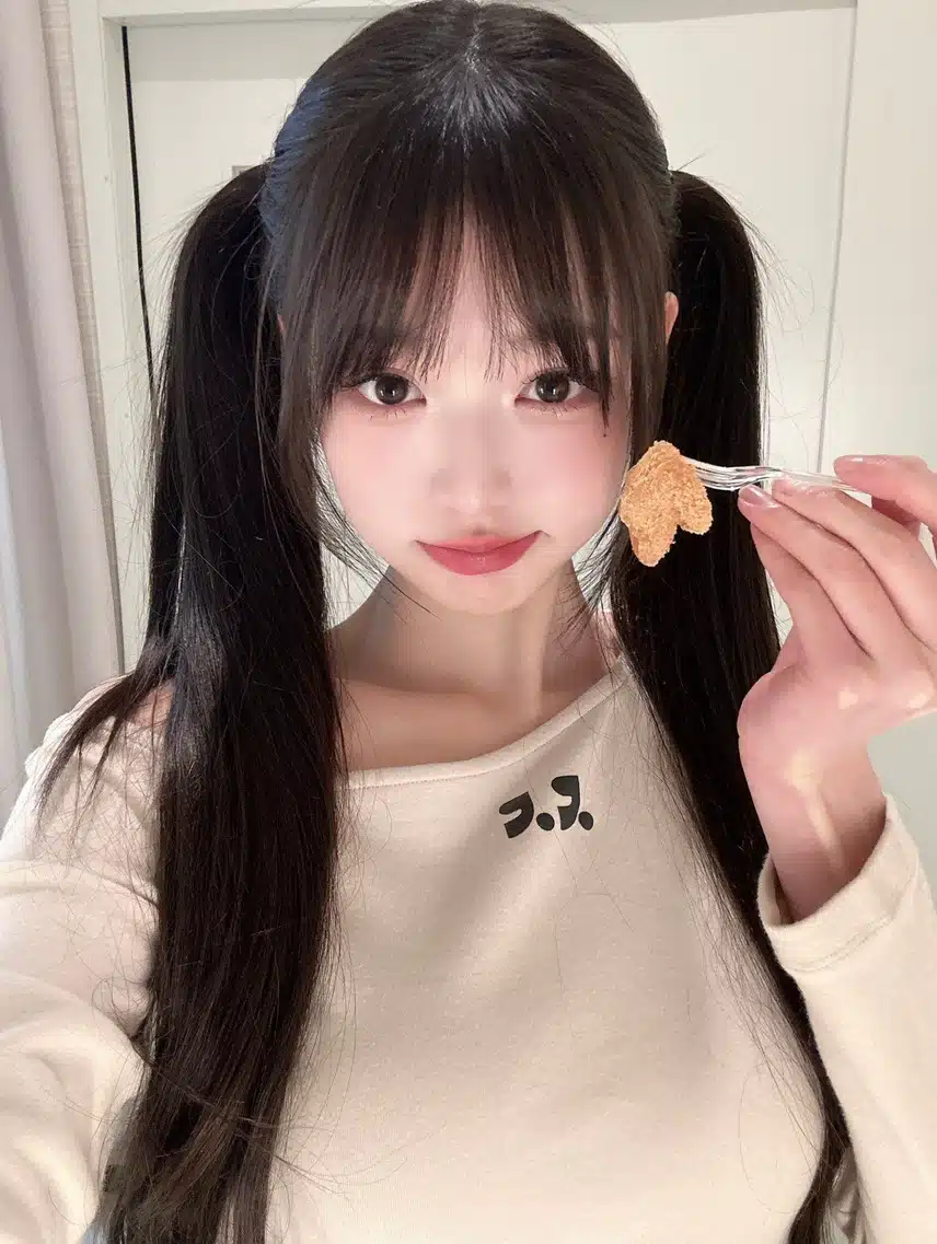 천년돌 원영이 귀여운 셀카